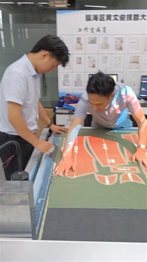 How Automated Cutting Machines Make Perfect Clothes!