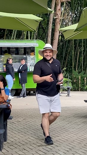 300K views · 7.1K reactions | Seguimos regalando sonrisas, Alegría al  con Tinto y Pastor. #tintoypastor #colombia #alegria #felicidad #trova #risas #venezuela #peru #virals #chile #republicadominicana #costarica #Honduras #usa #españa #colombianosenelexterior | Tinto Trovador | Facebook