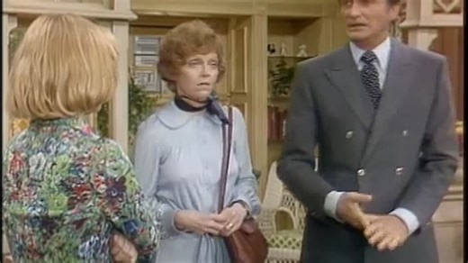 ONE_DAY_AT_A_TIME_S02E03