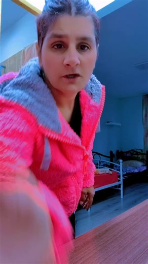 Videoclipuri postate de Lia Geta (@lia.geta) cu sunet original - Make România 🇷🇴 Great Again!