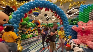 Take a short walkthrough of #BalloonWonderland inside the Hyatt Regency Grand Cypress Resort. It’s a model of the real life Give Kids The World Village with at least 500,000 Qualatex balloons. I’ll have details on how you can see it in the next post later today. (Tix available at GKTW.org) | David Martin FOX 35