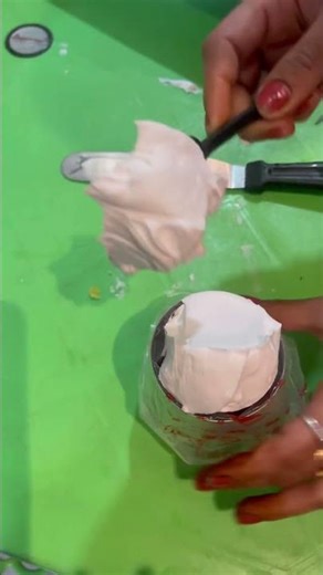 How to insert nozzle in piping bag#cakedecorating tutorials#ytshorts#plzsubscribemychannel