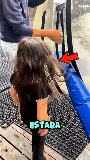 Big problem inside the globe 😱🎈