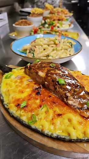 LET'S JUST SAY IT'S ALWAYS A VIBES 🔥🔥 REMEMBER TO MAKE YOUR RESERVATION FOR WEEKENDS YOU WON'T BE ABLE TO GET IN WITHOUT RESERVATION ON THE WEEKEND 👉 THE SIMPSON RESTAURANT AND BAR 🍾🍾❤️ CELEBRATE YOUR BIRTHDAY 👉 THE NEW HOTSPOT IN NEW YORK 🍾 NEXT LOCATION MIAMI #thesimpsonbk