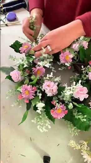 Mini Spring Wreath Tutorial | SPRING WREATH DIY | Mini Wreath for Spring Decorating #diywreath