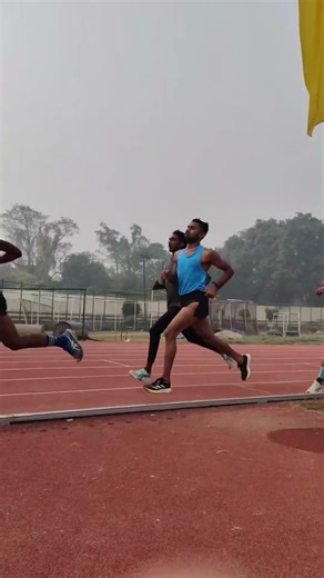 200m–400m Sprint Training | Pain • Power • Discipline 💪