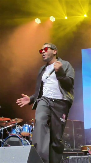 Lloyd “Lay It Down” LIVE 😭🔥 #Shorts