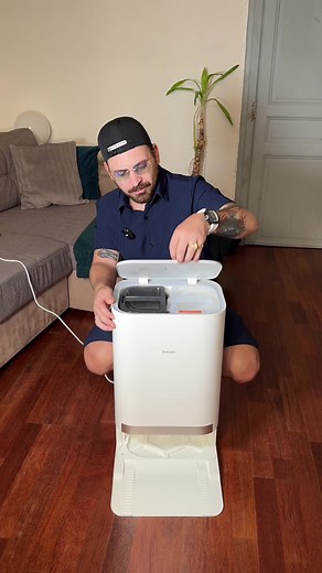 Je viens de tester le nouveau robot aspirateur Xiaomi X20 Pro 🔥 Il aspire, lave, sèche ses serpillières tout seul… et moi, je fais rien 😎 Le ménage 2.0, c’est maintenant 🧼🤖 #XiaomiX20Pro #RobotAspirateur #TestProduit #CleanTok #MaisonPropre #Xiaomi #TechLovers #GadgetTikTok #NettoyageFacile #MénageSansEffort #SmartHome #tiktokshop