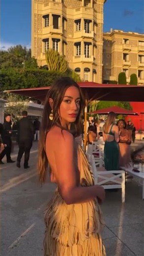 ❤️ 🇫🇷 Chloe Bennet Instagram Reel @chloebennet