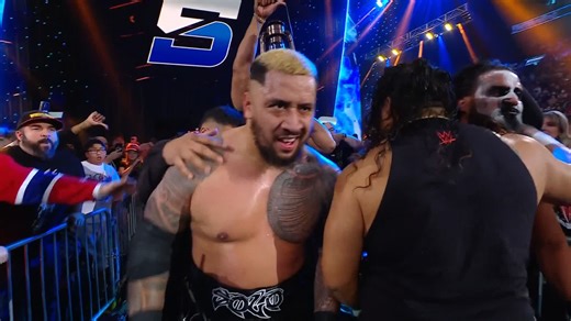 Taking it ALL 🔥 The MFTs are the new WWE Tag Team Champions! | WWE SmackDown
