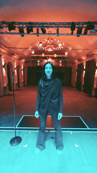 Jump into the Week: Embrace the Monday Mood