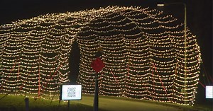 50,000 drove through Festival of Lights in Aurora
