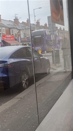 Reading Buses 4 And 17 251 & 719 Route #readingbuses