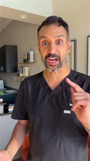 Here’s how to scroll safely. #posture #wellness #dailyhabits