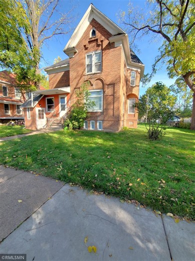 210 N Fremont St #1, River Falls, WI 54022 - MLS 7020755 - Coldwell Banker