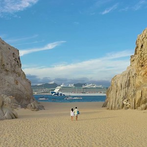 With our cruises from #SanFrancisco, it's easier than ever to sail from the Golden Gate to Cabo's warm embrace. 🌊☀️ #PrincessCruises #ILoveThis #Mexico | Princess Cruises