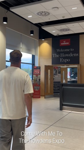 Howdens on Instagram: "Come with us to The Howdens Expo. 🙌 30+ kitchen displays, plus bedrooms, doors, flooring and more – everything you need to get set for your next project. Open Mon–Sat, 9–5 in Howden, Yorkshire and Raunds, Northamptonshire."