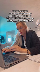 Even my therapist is screaming with me 🤯 haha but not really funny | Roxy Scarborough