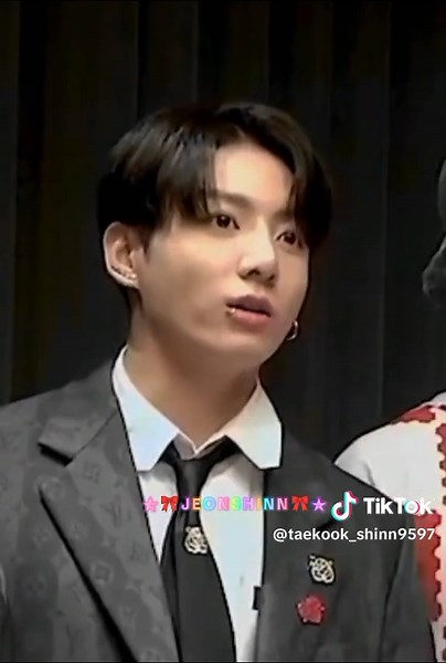 Jealousy Moments of Taekook: Jungkook and Taehyung