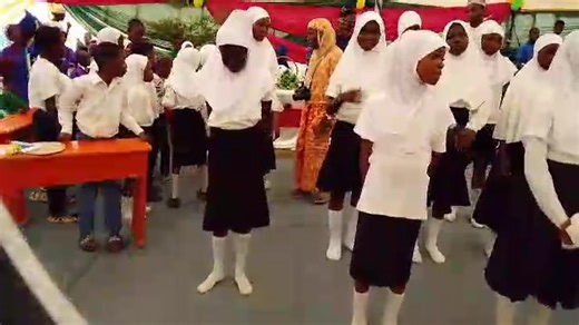 6th Graduation Ceremony: College Choreography