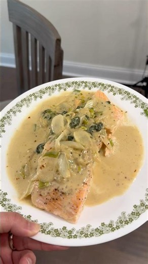 Easy Poached salmon (Vivaldi)