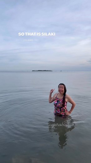 Silaki Island, Pangasinan 🌴 Home of the giant clams and today, solo ko ang dagat! 🌊☀️ No crowd, no noise, just waves and peace. 💙 #SilakiIsland #SoloAdventure #OceanPeace #IslandEscape #HomeOfTheGiantClams #TravelGoalsPH #WavesAndWonder #TropicalVibes Sometimes, solitude hits different when the sea is your only company. 🌤️ | Ayer Obias