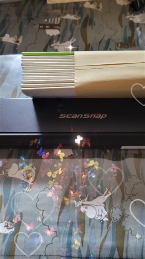 #scansnap ix100 通帳も読み取り可能な コンパクトなスキャナーは 電子帳簿保存の強い味方🦸 レシート／契約書／通帳 何でもスキャンできる✨ スキャンが済んだら 保存義務がないものは シュレッダーに！！ #書類整理 #簿記が嫌い #scansnap #経理歴20年