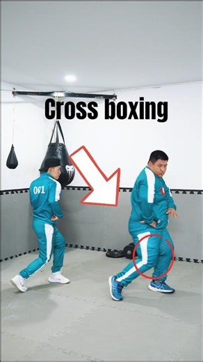 Unlock the PERFECT Cross Punch! 💥 (Secret Pro Technique) #Boxing #BoxingTips #CrossPunch #Knockout