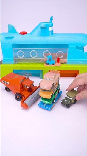 Disney Pixar Cars Frank Escape And Stunt Race Playset Mc Queen😍😲🫣 #shorts #trending #disney