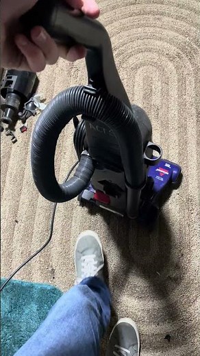 Bissell PowerForce Bagless 6594 First Run