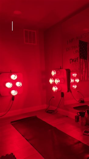 Writing affirmations where I can see them every single day ✍️✨ Because words become beliefs… and beliefs become confidence. What’s YOUR favorite affirmation right now?? Drop it below 👇