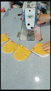 227K views · 1.7K reactions | How to sew a key bag. #Reels #keychain #keychain #giftidea #Homemade #homemade #sewing #diy #handmade | Diy By.rutchanoo | Facebook