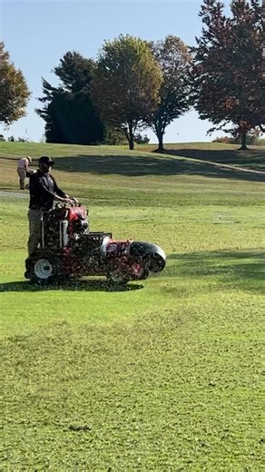 Don’t miss us at @gcsaa tradeshow 💯🦬💨 Talk about golf course maintenance & the advantages of using a Buffalo Turbine debris blower 👍🏼 #golf ^^^ #buffaloturbine #madeinusa #originalturbineblower #golfcoursesuperintendent | Buffalo Turbine LLC