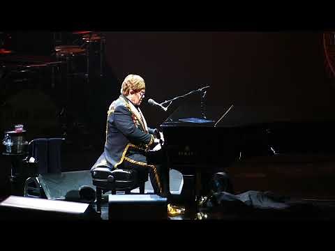 Elton John - Candle In The Wind (Live in Sydney 2019)