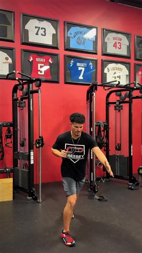 4.1K views | Exercise of the Week - Step Through 1-arm Cable Press w/...