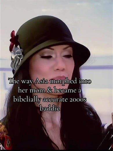 Asia Monét: The 2000s Baddie Icon