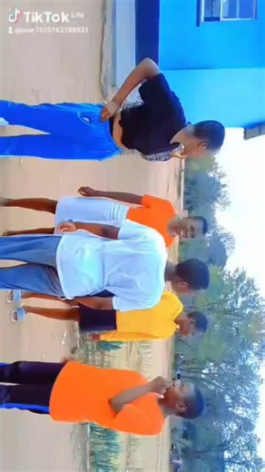 moemoe (@mmorelearn)’s videos with original sound - moemoe