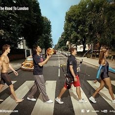 Chicas En Abbey Road Camera