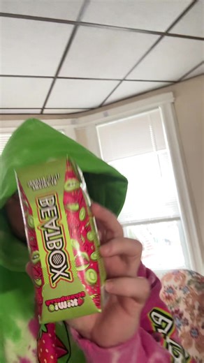 🍓🥝🚨 STOP SCROLLING 🚨🥝🍓 because MISS STRAWBERRY KIWI JUST WALKED IN AND STOLE THE WHOLE DAMN SHOW. No plot. No rules. Just me, my Strawberry Kiwi BeatBox, this fire BeatBox Strawberry Kiwi hoodie, and the Sunrise sound carrying us straight into main-character orbit 🌅🔥 I’m not walking in circles — I’m manifesting. I’m not spinning — I’m marinating in greatness. This isn’t a drink… it’s a vibe, a mood, a summer anthem in liquid form. Sweet ✔️ Tart ✔️ Dangerously drinkable ✔️ Energy through 