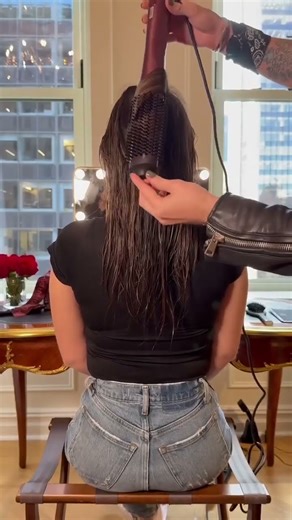 Our relationship status with blow-drying has gone from ‘it’s complicated’ to ‘soulmates’ 🖤