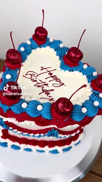 Celebrate Independence Day with Vintage Heart Cake