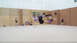 Gymnastik-Star Darja Varfolomeev: So trainiert die erst 18-jährige deutsche Gold-Sensation