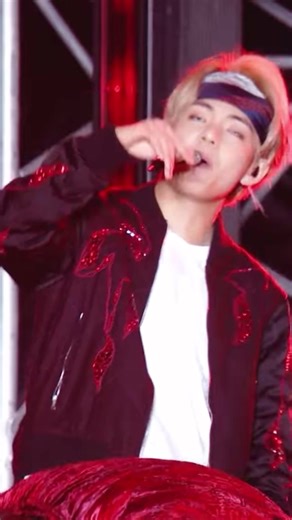 BTS- MIC Drop (Japanese Ver.) | Explosive Performance by BTS