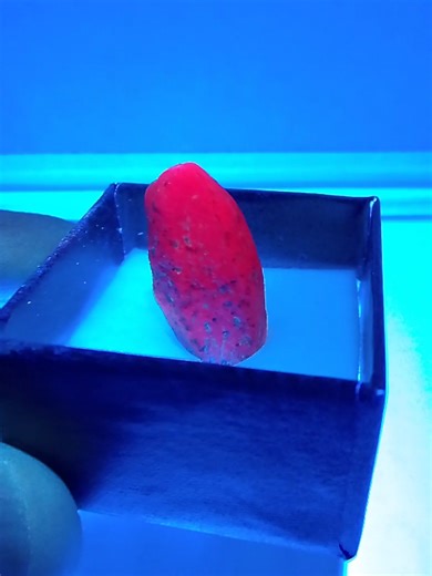 سر السر… حين تراه العين. #حجر_نادر #سر_الحجر #الياقوت #Ruby