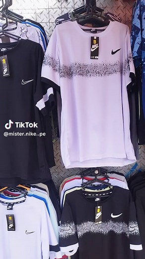 Nuevos Polos Nike Dri-Fit en Humboldt y Parinacocha
