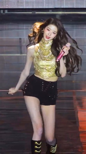런웨이 걷듯 당당한 아이브 장원영 이기적인 피지컬ㅣIVE WONYOUNG Attitude 4K LIVE