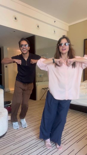 SRK aur Shahid Kapoor ko Live dekhne ki Khushi