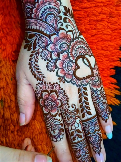 stylish latest bridal mehndi design . #mehndi #mehndiart #art #bridal #LIVEFest2025