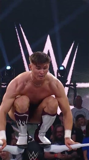 With an assist from Myka Lockwood, Jackson Drake picks up the win! 😱 #WWENXT