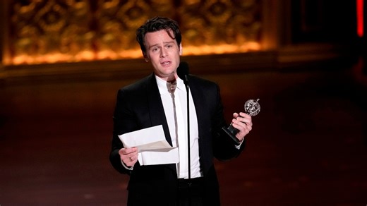 Jonathan Groff gives a heartfelt speech winning his 1st Tony Award